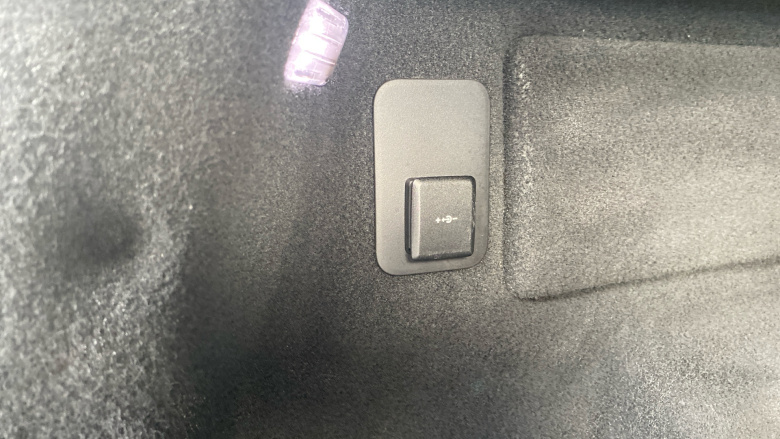 Land Rover Range Rover Evoque 1.5 P300e R-Dynamic HSE 5dr Auto Hatchback